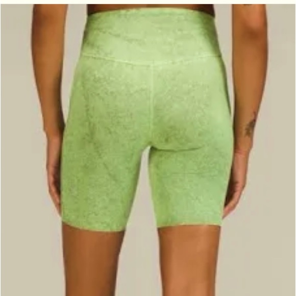 LULULEMON BASE PACE HIGH RISE SHORT 8” WASH NWT CITY GRIT GREEN MULTI COLOR - Picture 5 of 7